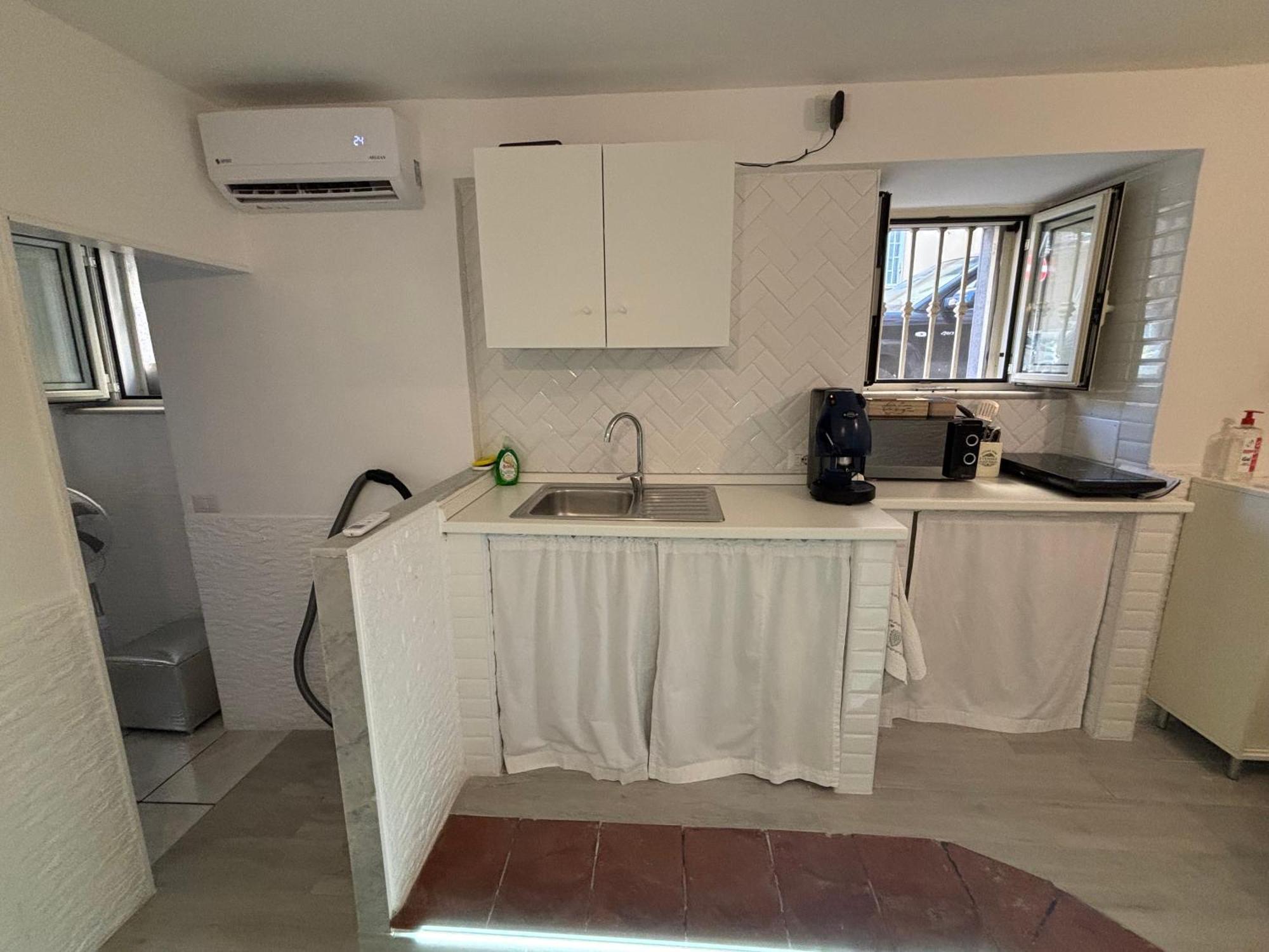 Stella Basement Apartment